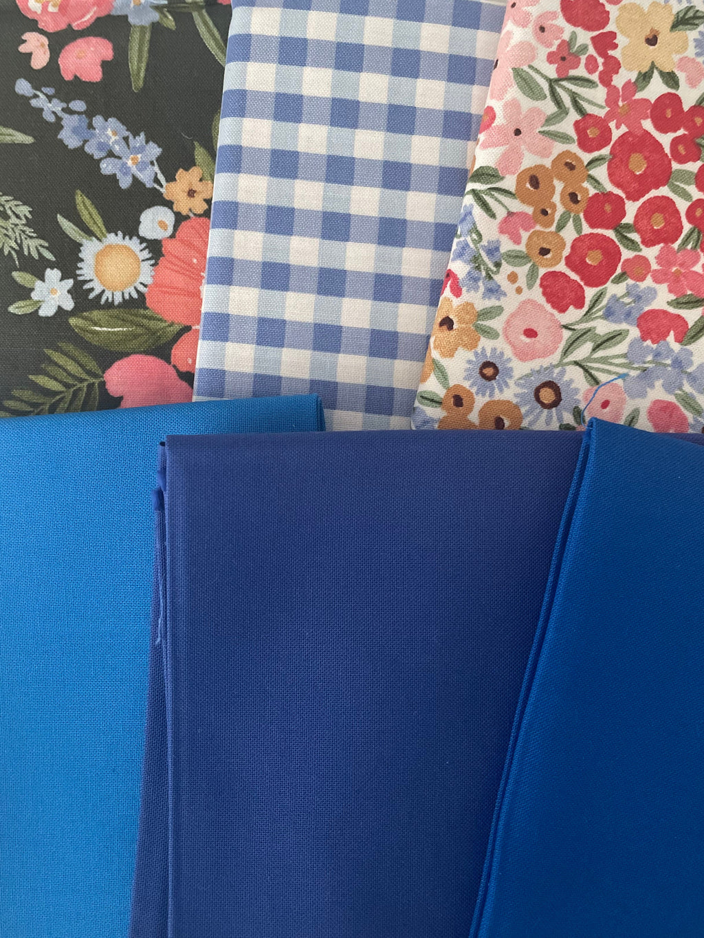 Blooming Blues fabric bundle.